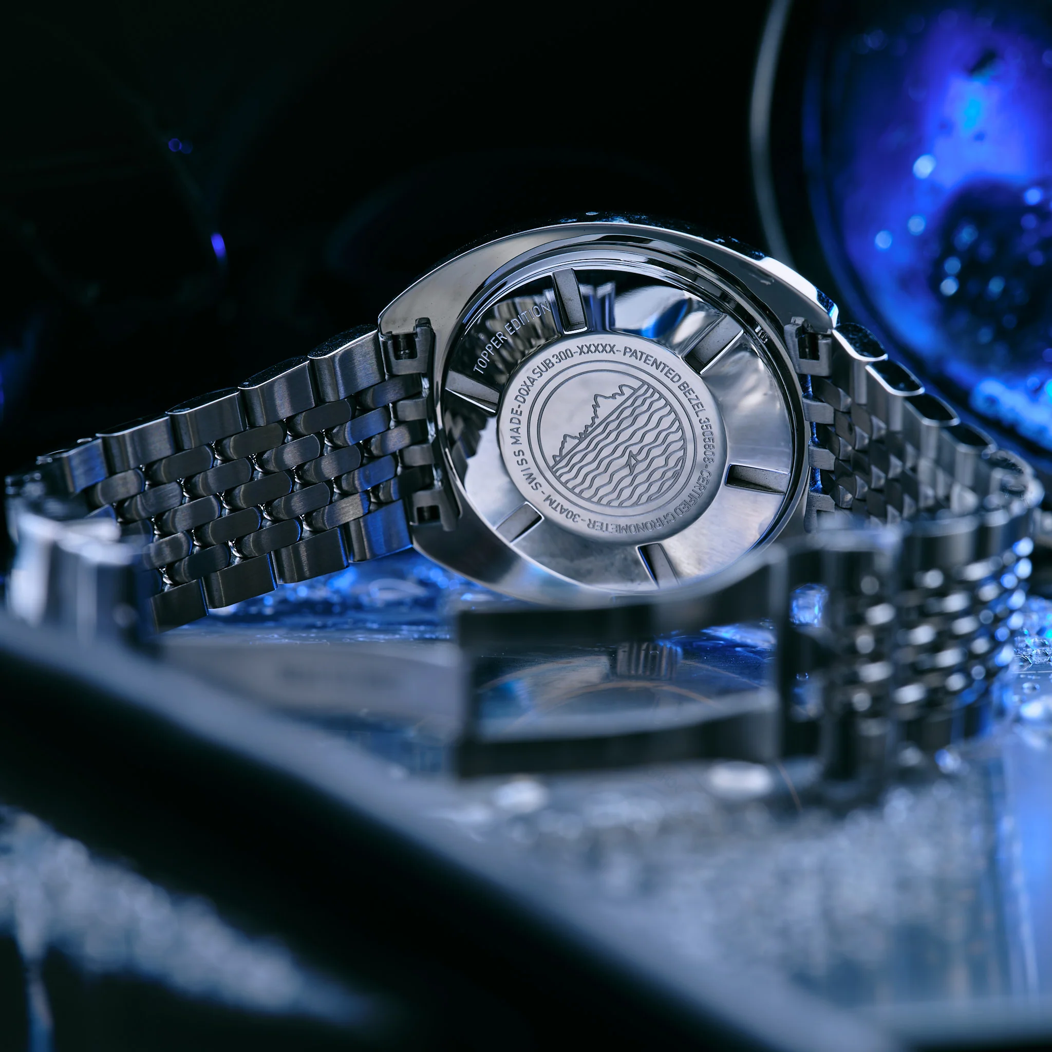 Doxa SUB 300 'Great White' Topper Edition 821.10.011.10 - Image 6