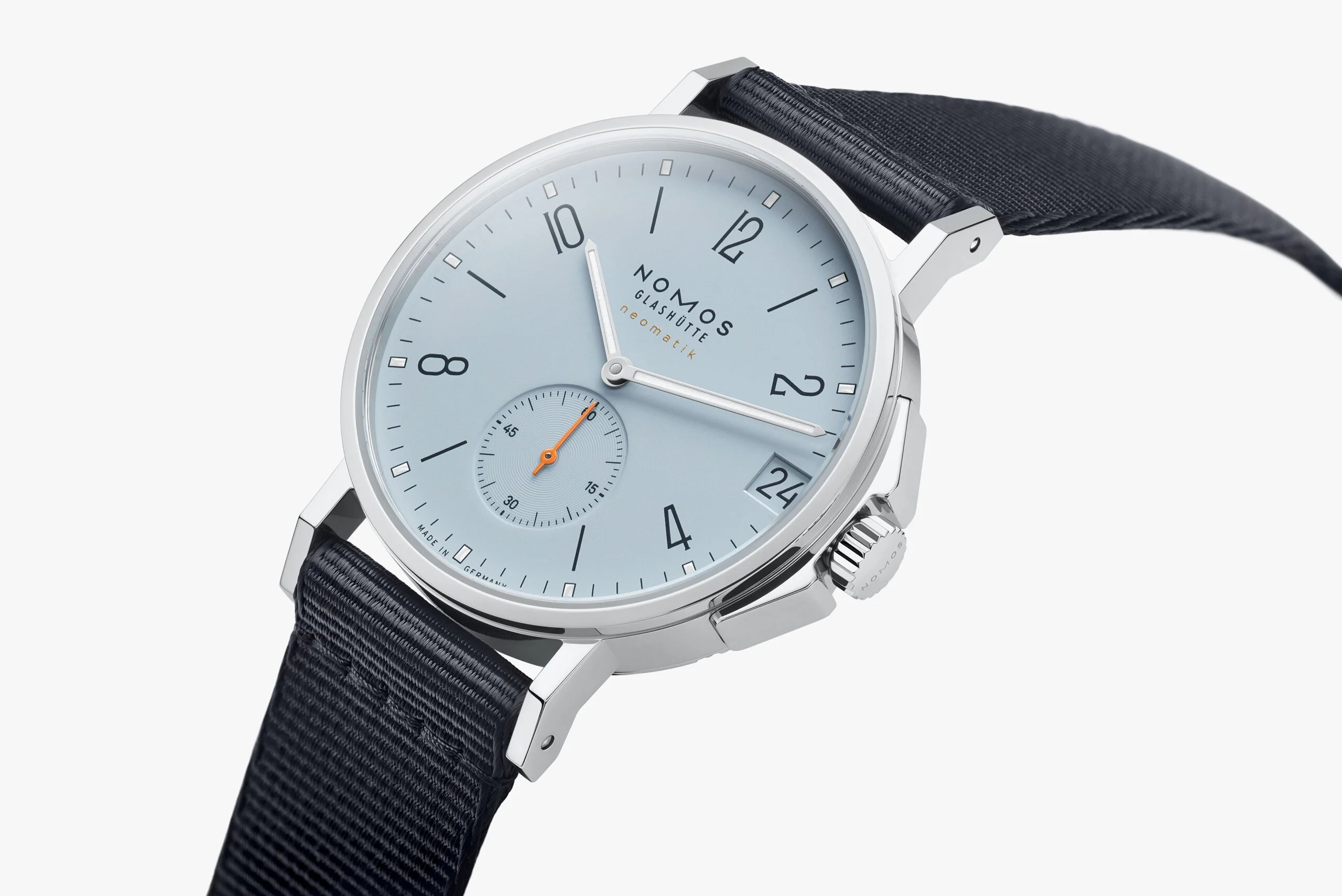 Nomos Glashütte Ahoi Neomatik 38 Date Sky 526 - Image 3