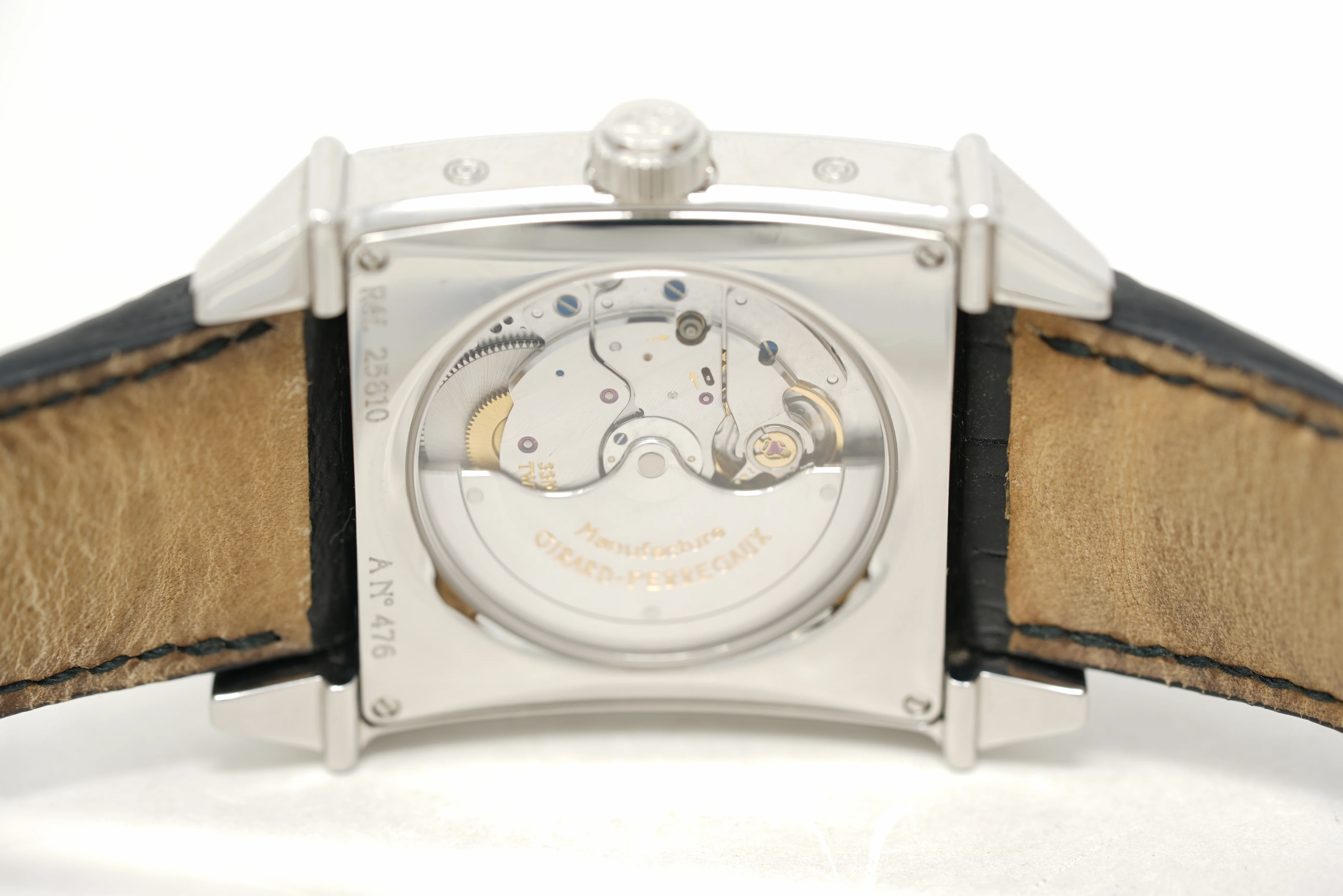 Pre-Owned Girard Perregaux Vintage 1945 Triple Calendar 25810-11-651-BA6A - Image 4