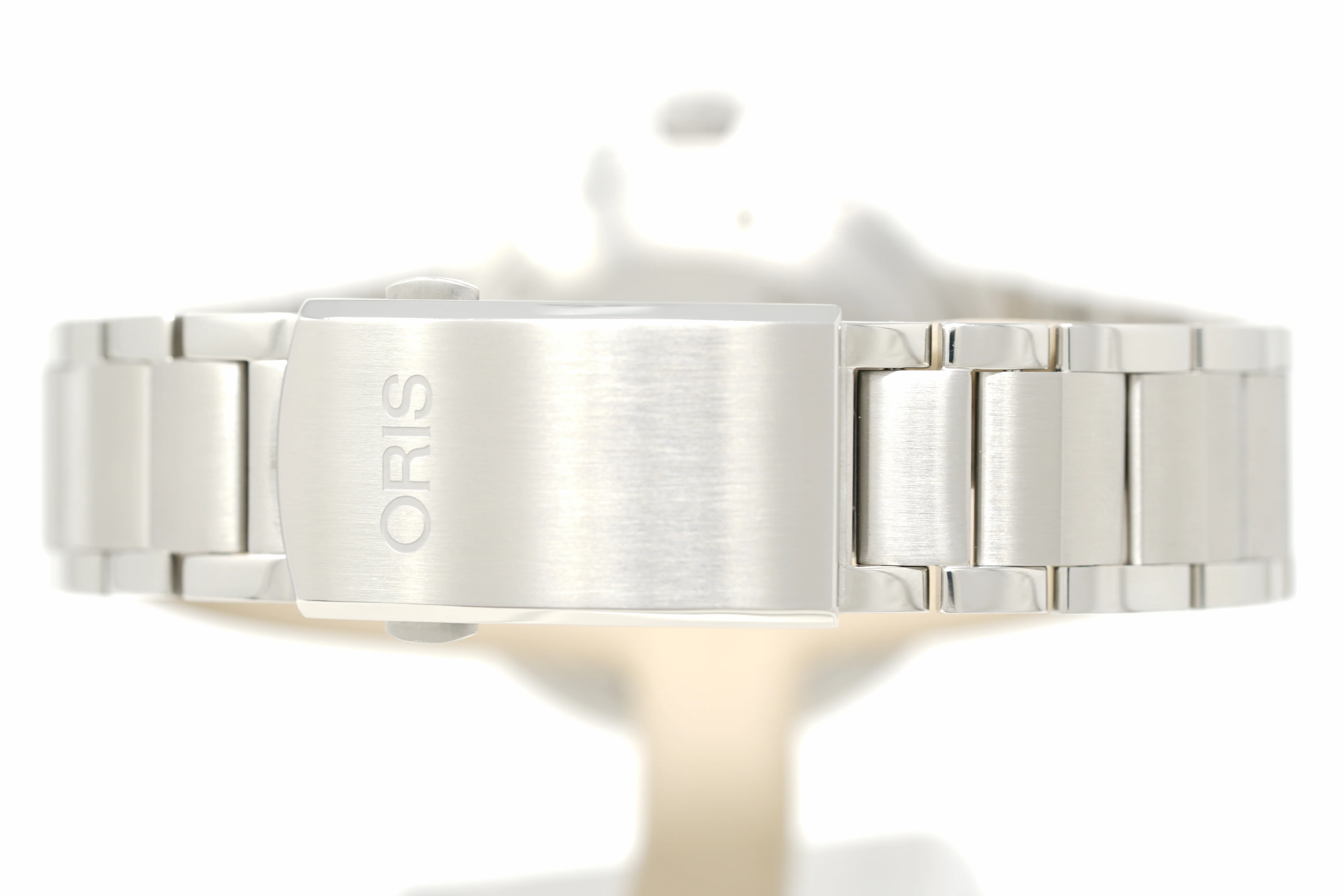 Pre-Owned Oris Aquis Dat Watt Limited Edition II 01 743 7734 4197-Set - Image 5