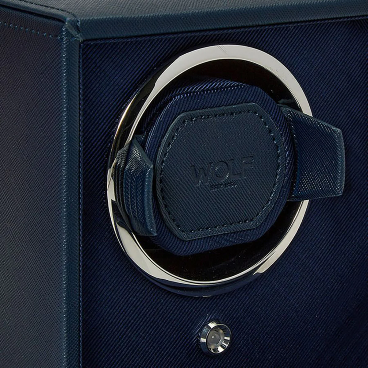 Wolf Cub Double Watch Winder with Cover - Image 4